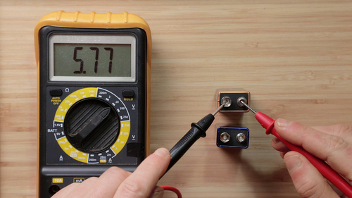 Testing,9v,Battery,Cell,With,Digital,Multimeter,Tool,,Voltage,Check